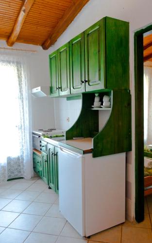 Kuchyň nebo kuchyňský kout v ubytování Camelia studios Skiathos Town