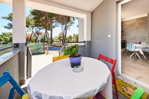 Apartman Mirna