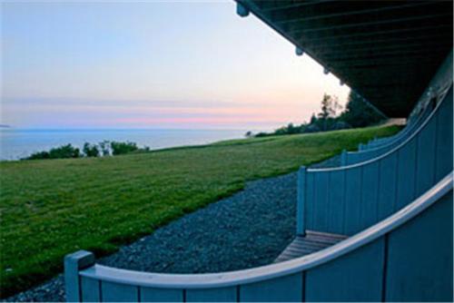 Gallery image of Ocean Shores Hotel in Homer