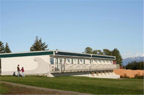 Gallery image of Ocean Shores Hotel in Homer