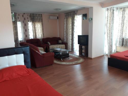 Gallery image of Grandino rooms & apartments in Ulcinj