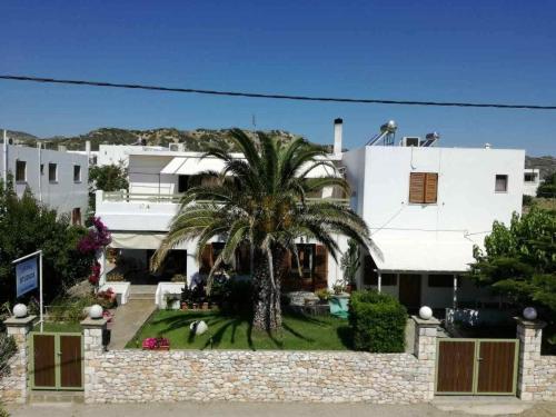 Gallery image of Irini studios in Skiros