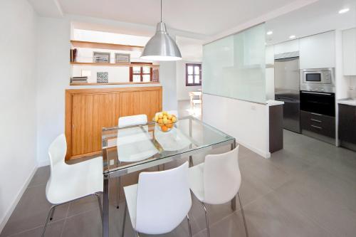 Η κουζίνα ή μικρή κουζίνα στο Smart Suites Albaicin
