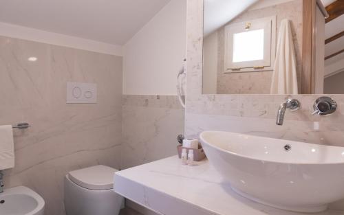 Ένα μπάνιο στο Fata34 Luxury B&B