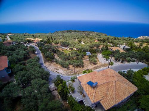 Gallery image of Aloni Studios & Apartments in Athanion