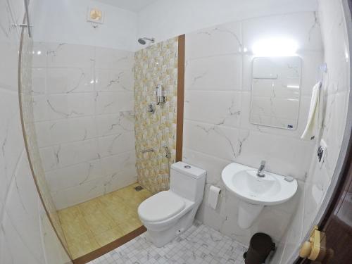 Vonios kambarys apgyvendinimo įstaigoje Sapphire Club Cherai Beach Villa