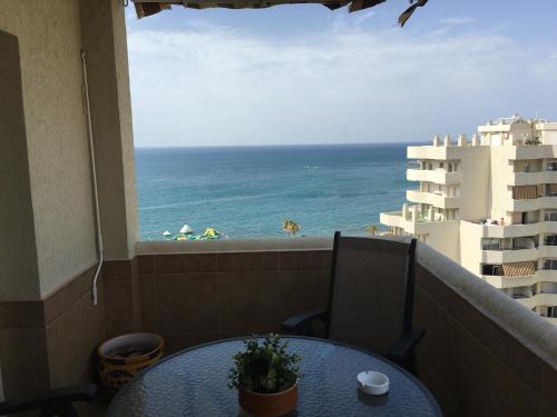 アパートホテルから撮影された、または一般的な海の景色