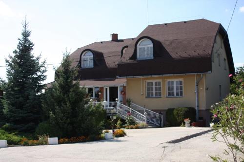 Gallery image of Katalin Panzi&oacute; in Budapest