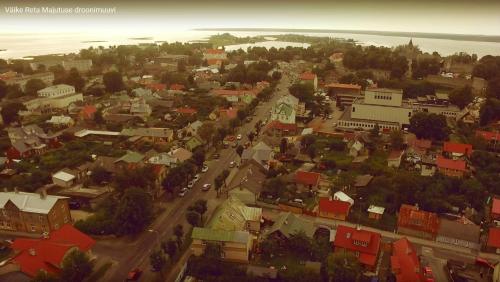an overhead view of a city with cars driving down a street at Reta Apartemendid in Haapsalu