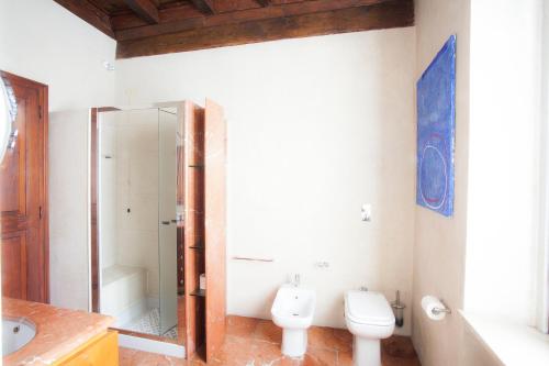 Koupelna v ubytování Casa del Pittore