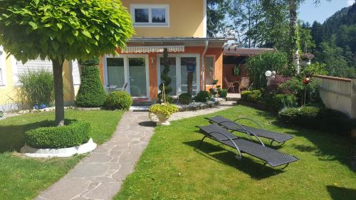Un jardín fuera de Ferienwohnungen Garten Eden