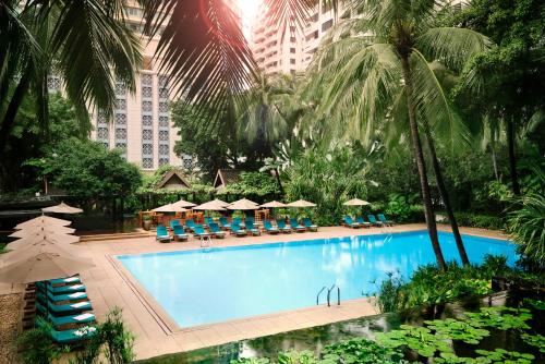 Πισίνα στο ή κοντά στο Anantara Siam Bangkok Hotel