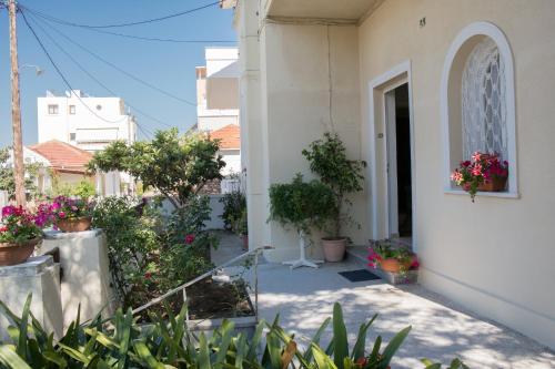 Alexandra Apartment Near Chania Center