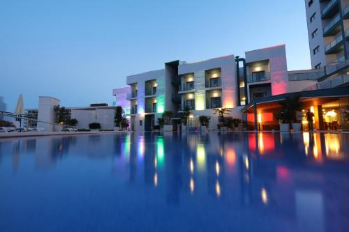 Kolam renang di atau dekat dengan Hotel Ritual Torremolinos- Adults Only