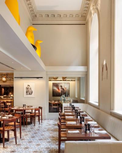 21c Museum Hotel Cincinnati Image