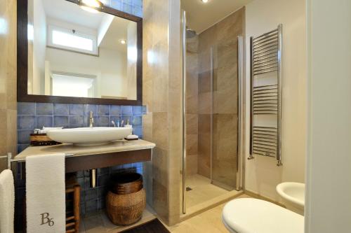Bathroom sa Biccari6 Terrace Apartment