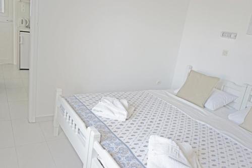 Gallery image of Klironomos Apartments Logaras in Logaras