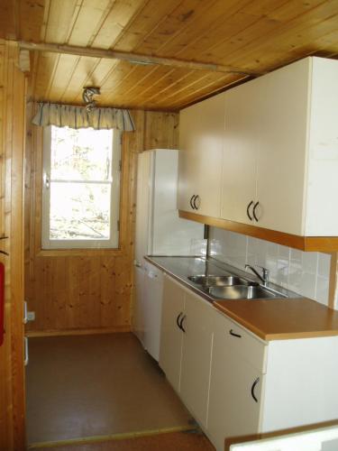 Kuchyň nebo kuchyňský kout v ubytování Peaceful nature retreat