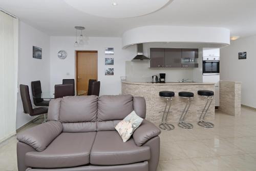 Apartments Intiv