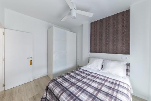 Deluxe Apartment Las Canteras with Wifi