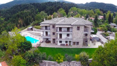 Uma vista aérea de Hotel Xenion tou Georgiou Merantza