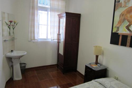 Foto dalla galleria di Duas Nações Guest House a Porto