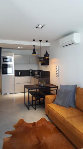 Kuchyňa alebo kuchynka v ubytovaní Apartman VIP, with Free Garage Parking