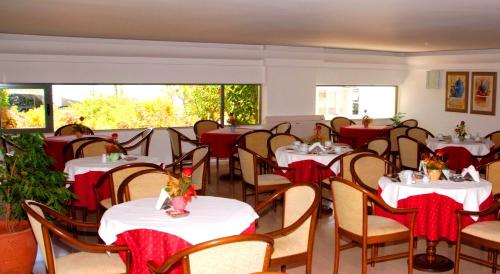 Restaurace v ubytování Elysee Hotel