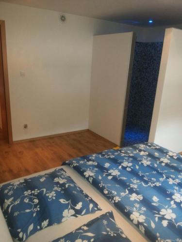 Postel nebo postele na pokoji v ubytování Sephora House