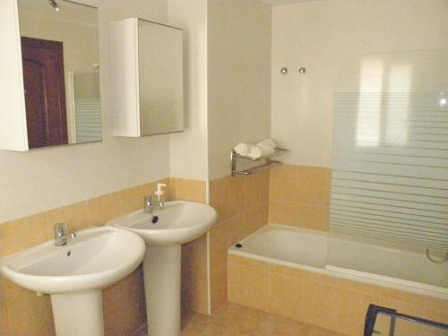 Ein Badezimmer in der Unterkunft Apartament in Paraiso de la Bahia