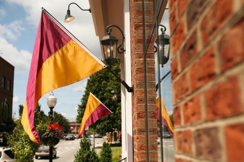 Gallery image of Main Street Inn Blacksburg in Blacksburg