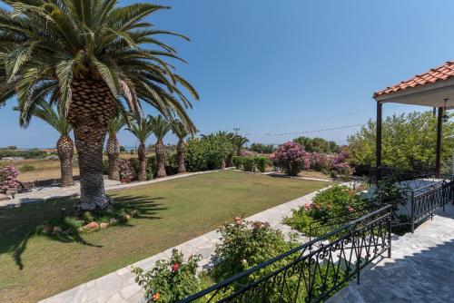 Gallery image of Pavlimari Studios in Pyrgi Thermis