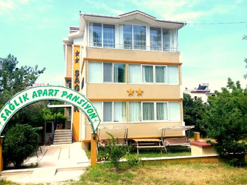 Saglık Apart Pansiyon