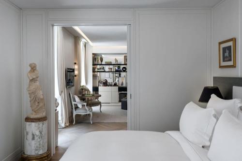 Hotel de Crillon photo 53