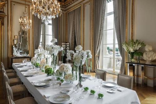 Hotel de Crillon photo 25