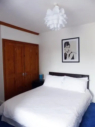 3 Luxury En-suite Bedrooms photo 3