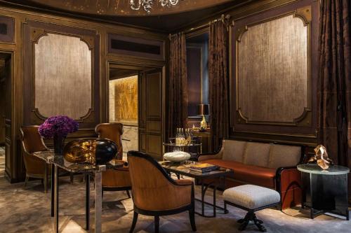 Hotel de Crillon photo 35