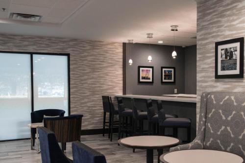 Wingate by Wyndham Dallas Love Field Image