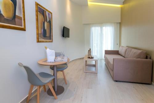 Gallery image of Lobelia Luxury Suites in Chrysi Ammoudia