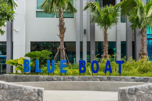 Gambar di galeri bagi Blue Boat Hotel JC di Utara Pattaya