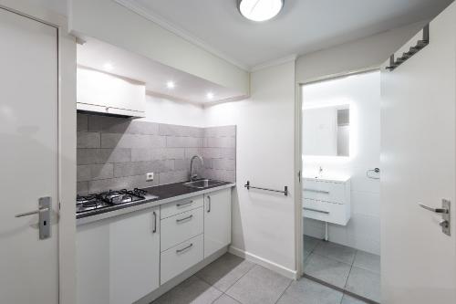 Η κουζίνα ή μικρή κουζίνα στο Parc House Zandvoort
