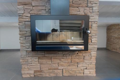 B&B Sandro Pertiniにあるテレビまたはエンターテインメントセンター