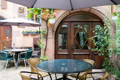 Patio nebo venkovní prostory v ubytování Laterale Residences Riquewihr