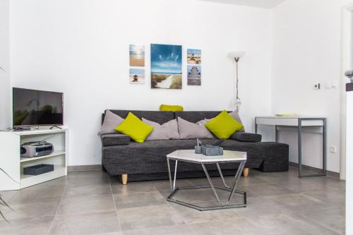 Televisyen dan/atau pusat hiburan di Apartmani Žorić
