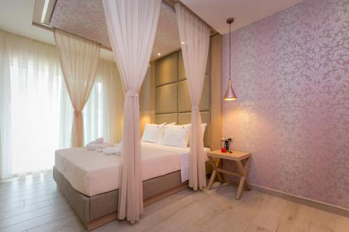 Gallery image of Lobelia Luxury Suites in Chrysi Ammoudia