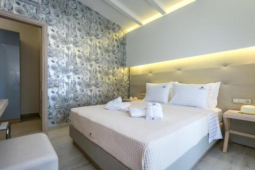 Gallery image of Lobelia Luxury Suites in Chrysi Ammoudia
