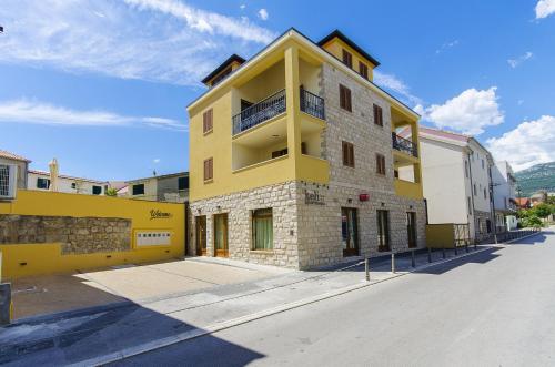 Galeriebild der Unterkunft Apartments Keli in Kaštel Stari
