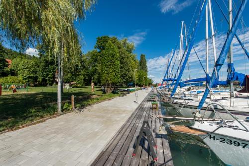 Gallery image of Tihany Yacht Club in Tihany