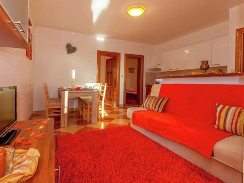 Cottage in Croatia near Beach & Town Centre
