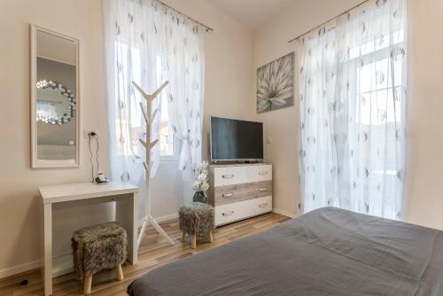 Welcome Luxury Center